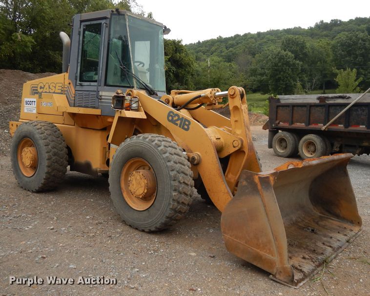 image for item DI7740 1998 Case 621B  wheel loader