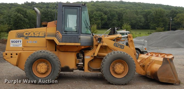 image for item DI7740 1998 Case 621B  wheel loader