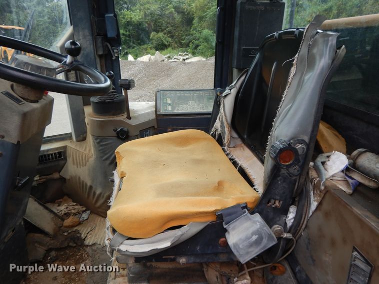 image for item DI7740 1998 Case 621B  wheel loader