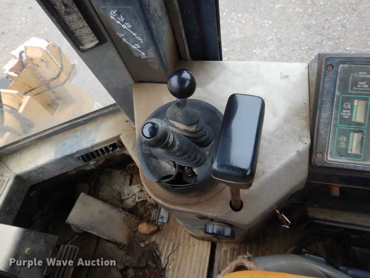 image for item DI7740 1998 Case 621B  wheel loader