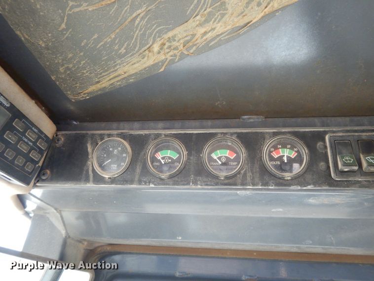 image for item DI7740 1998 Case 621B  wheel loader