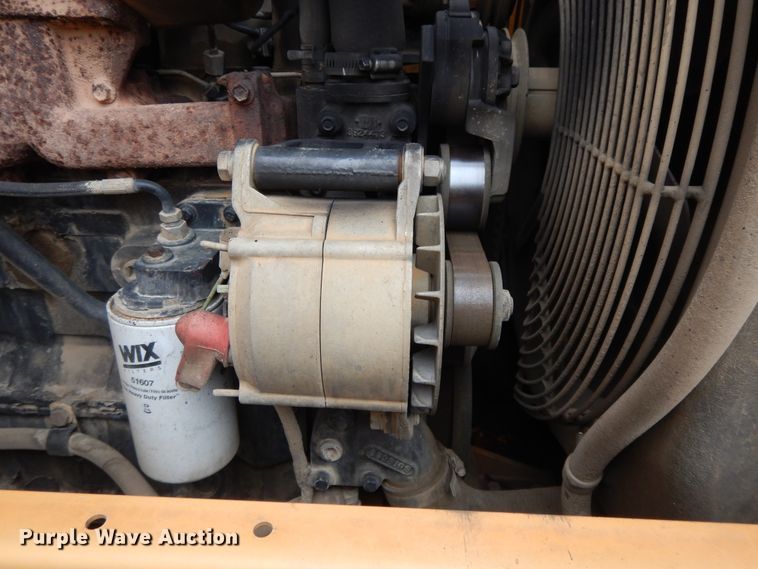 image for item DI7740 1998 Case 621B  wheel loader