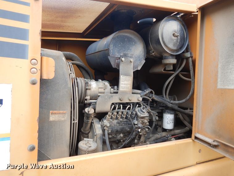 image for item DI7740 1998 Case 621B  wheel loader