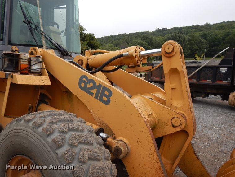 image for item DI7740 1998 Case 621B  wheel loader