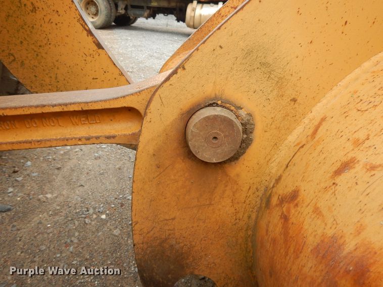 image for item DI7740 1998 Case 621B  wheel loader