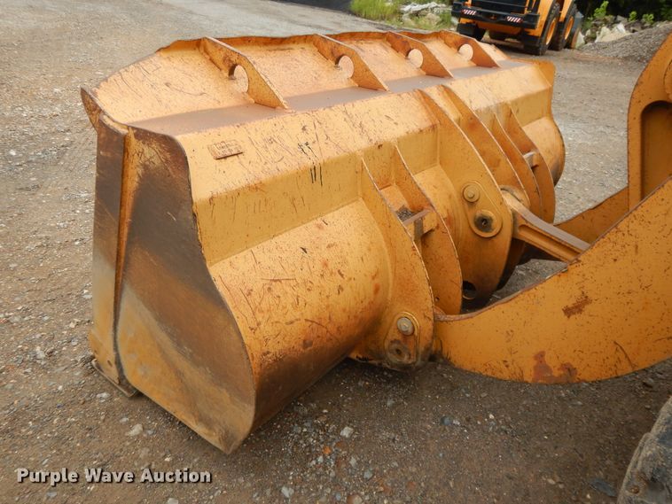 image for item DI7740 1998 Case 621B  wheel loader