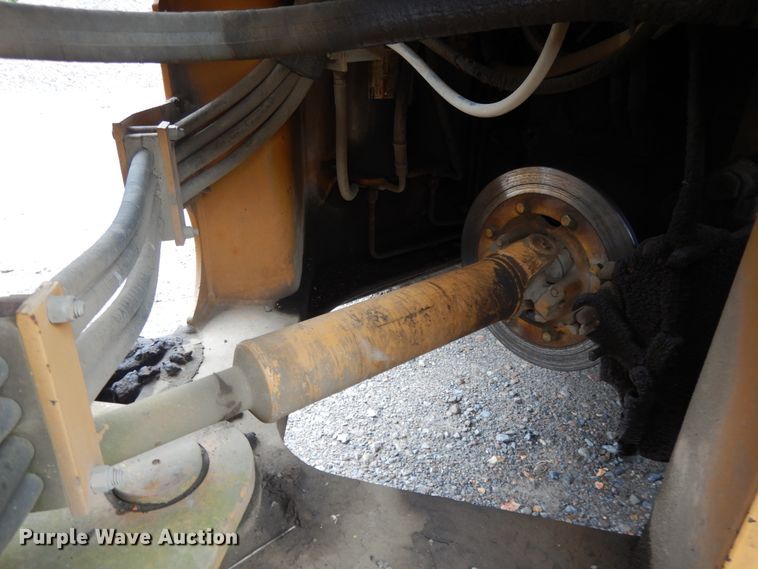 image for item DI7740 1998 Case 621B  wheel loader