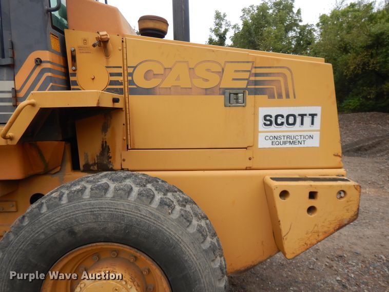 image for item DI7740 1998 Case 621B  wheel loader