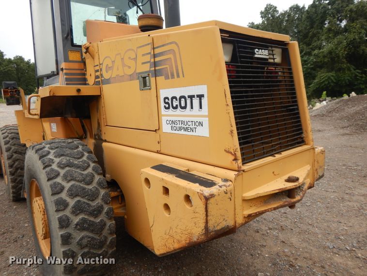 image for item DI7740 1998 Case 621B  wheel loader