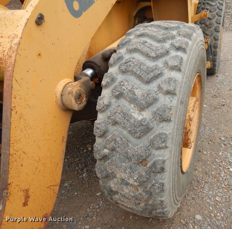image for item DI7740 1998 Case 621B  wheel loader