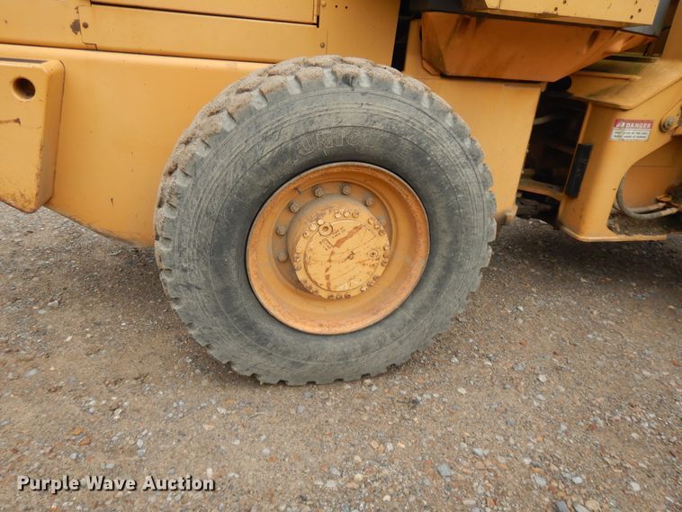 image for item DI7740 1998 Case 621B  wheel loader