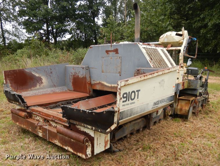 image for item DI7742 Ingersoll Rand 910T  paver