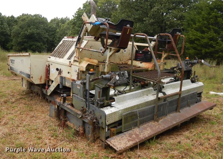 image for item DI7742 Ingersoll Rand 910T  paver