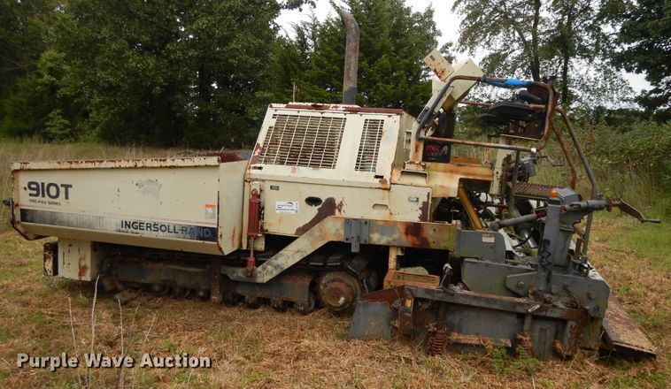 image for item DI7742 Ingersoll Rand 910T  paver