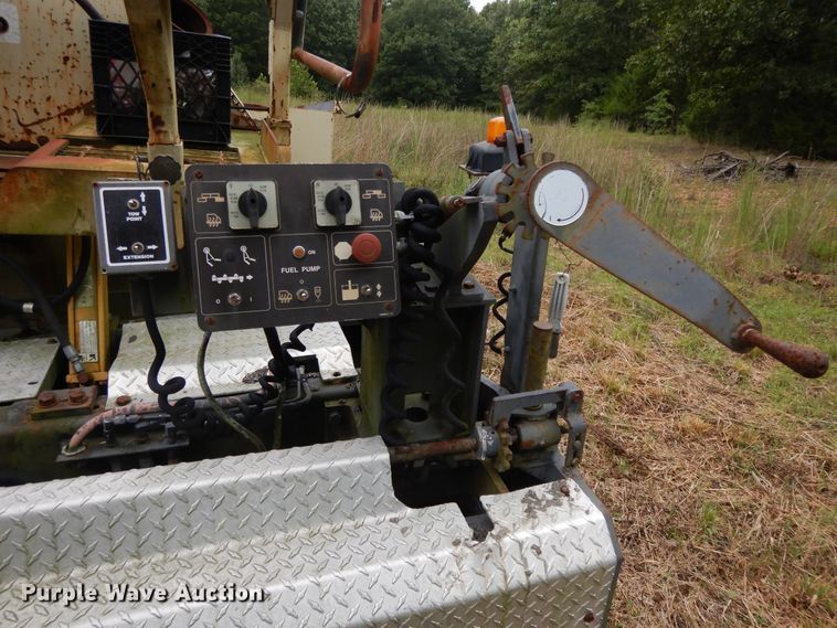 image for item DI7742 Ingersoll Rand 910T  paver