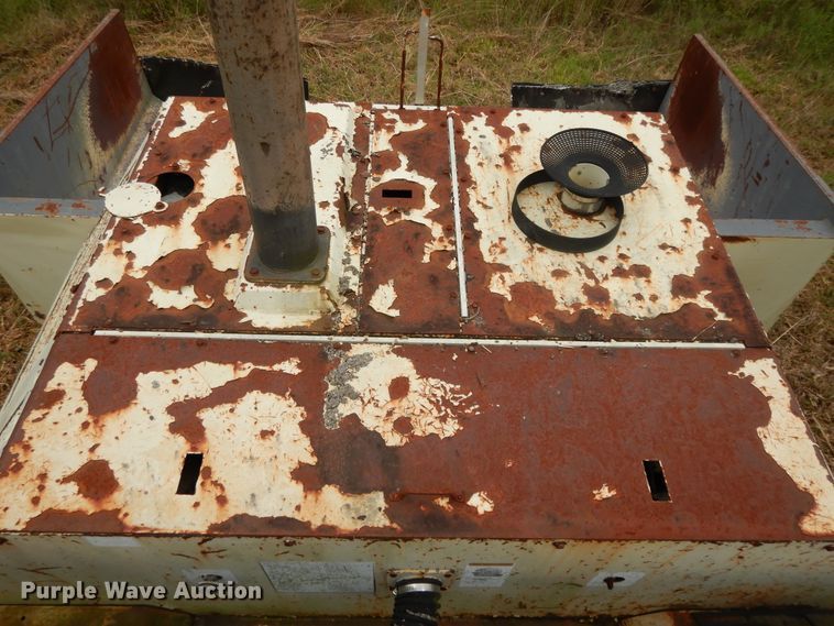 image for item DI7742 Ingersoll Rand 910T  paver