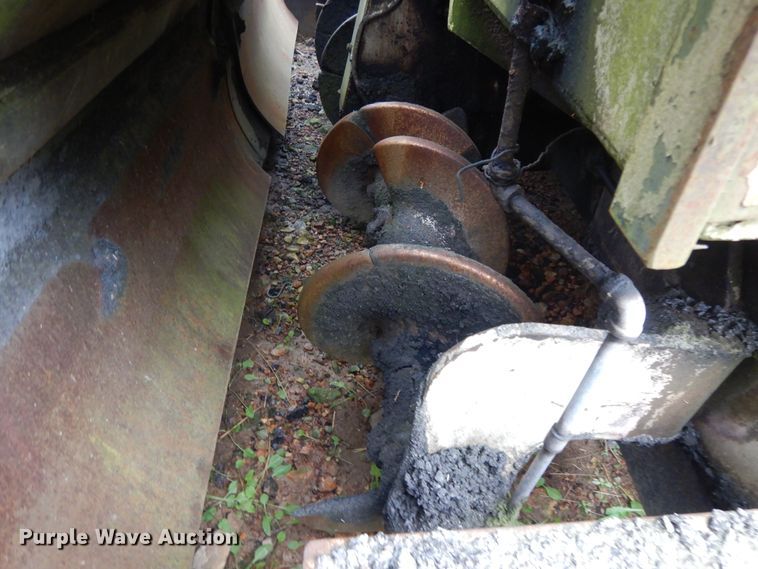 image for item DI7742 Ingersoll Rand 910T  paver