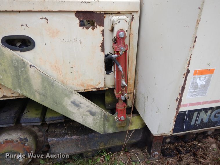 image for item DI7742 Ingersoll Rand 910T  paver