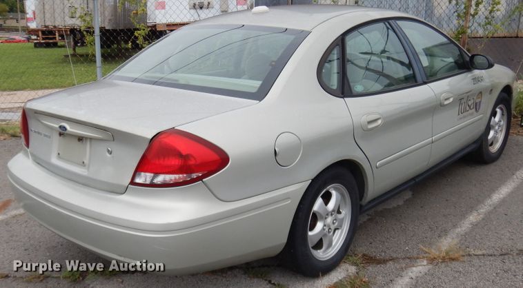 image for item DI7747 2004 Ford Taurus SES