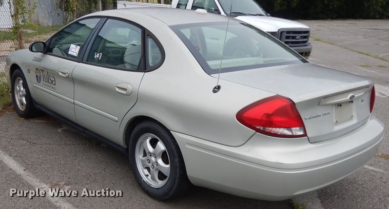 image for item DI7747 2004 Ford Taurus SES