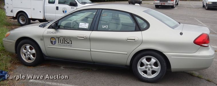 image for item DI7747 2004 Ford Taurus SES