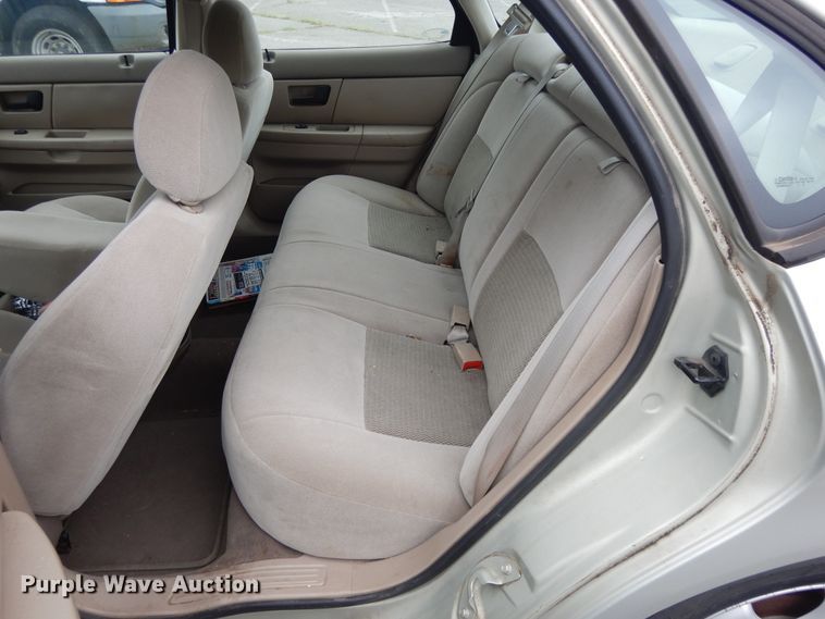 image for item DI7747 2004 Ford Taurus SES