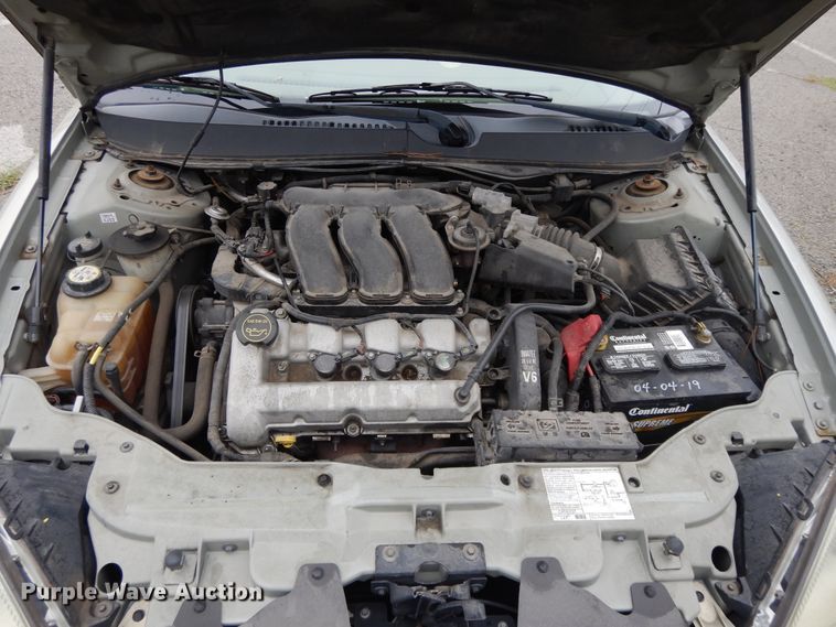 image for item DI7747 2004 Ford Taurus SES