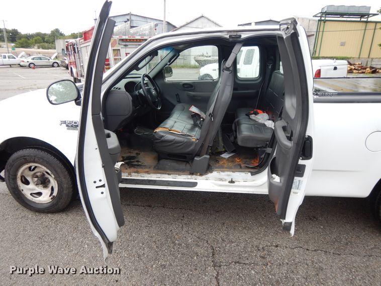 image for item DI7748 2003 Ford F150  SuperCab pickup truck