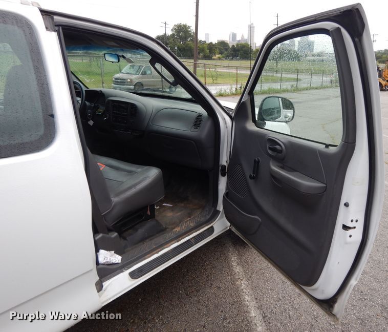 image for item DI7748 2003 Ford F150  SuperCab pickup truck