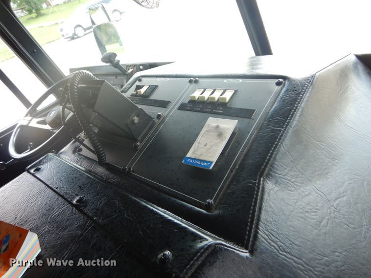 image for item DI8257 1992 Pierce Dash  pumper fire truck