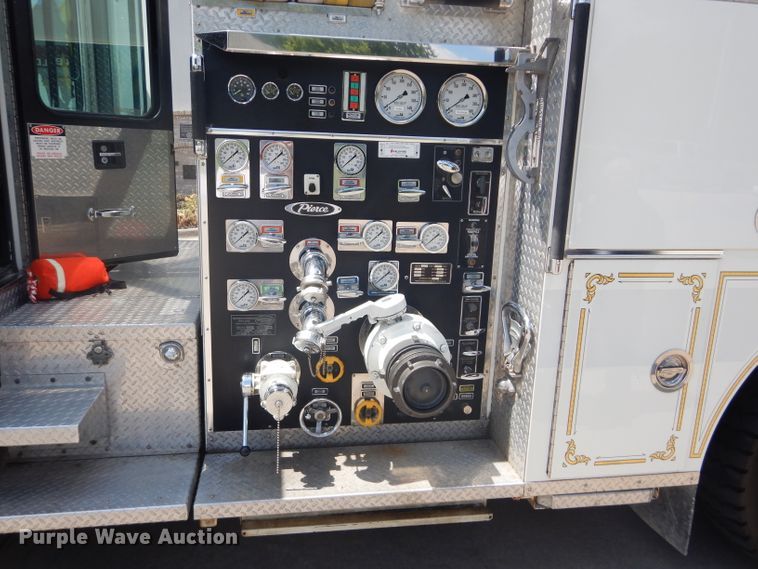 image for item DI8257 1992 Pierce Dash  pumper fire truck