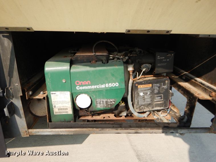 image for item DI8280 2002 Winnebago  mobile command center truck