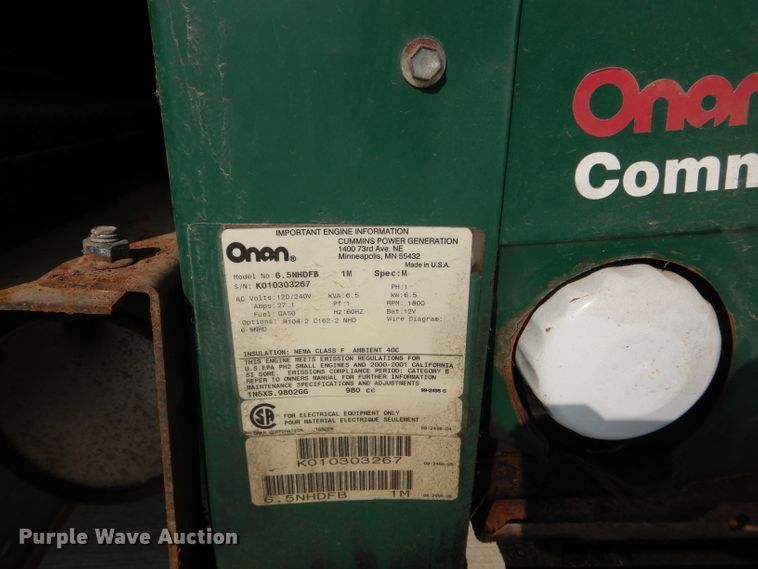 image for item DI8280 2002 Winnebago  mobile command center truck