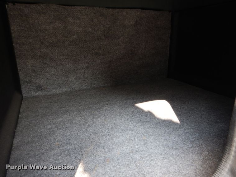 image for item DI8280 2002 Winnebago  mobile command center truck