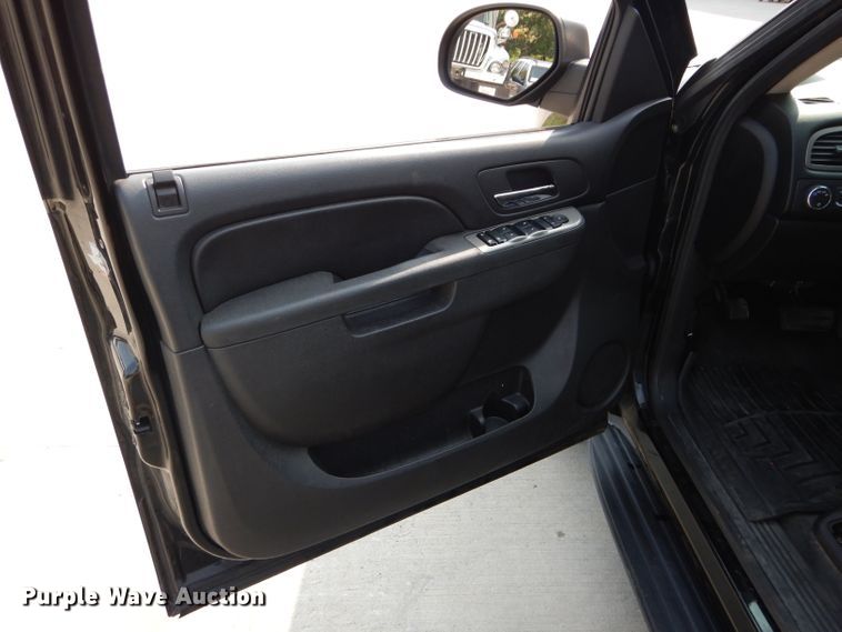 image for item DI8285 2013 Chevrolet Tahoe Police  SUV