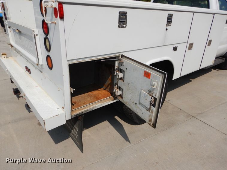 image for item DI8287 2008 Ford F450 Super Duty XL  utility truck