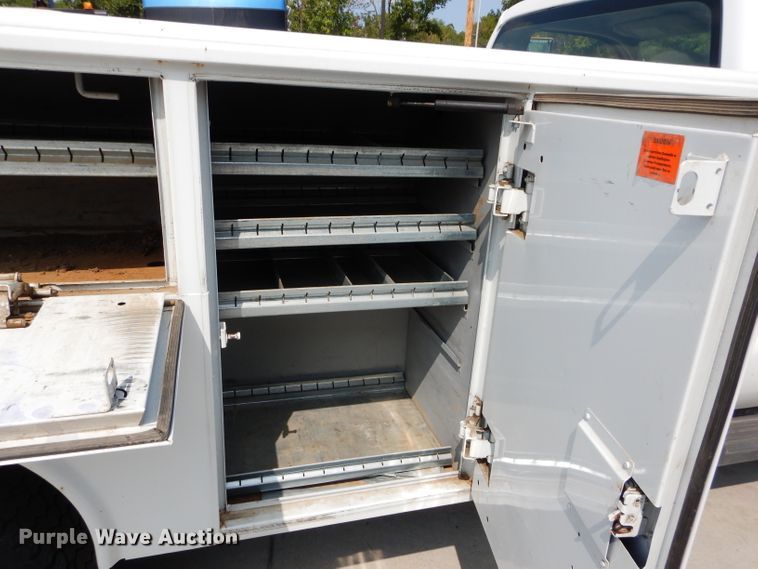 image for item DI8287 2008 Ford F450 Super Duty XL  utility truck