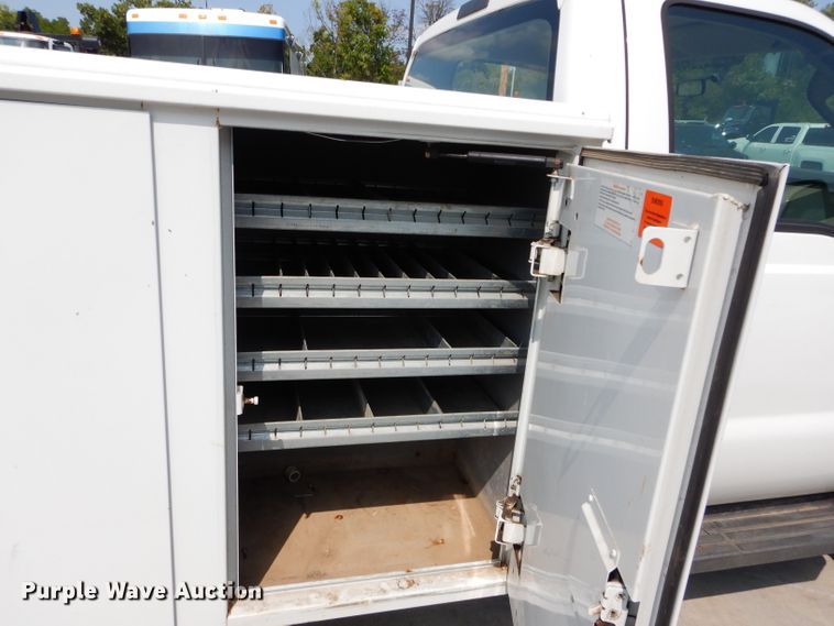 image for item DI8287 2008 Ford F450 Super Duty XL  utility truck