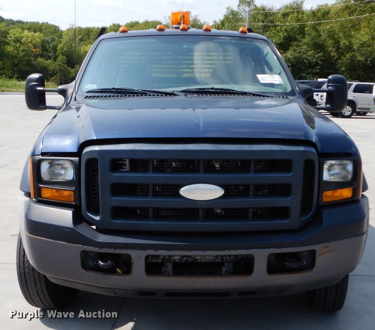 image for item DI8289 2007 Ford F450 Super Duty XL  dump flatbed truck