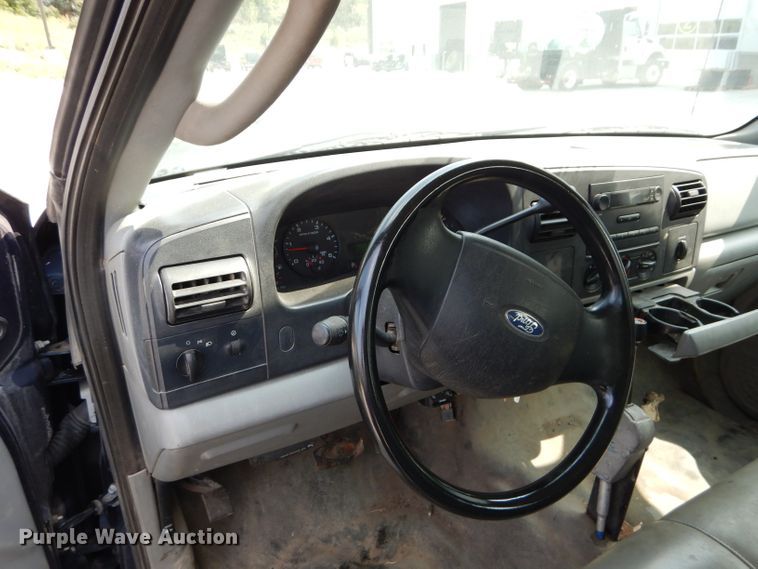 image for item DI8289 2007 Ford F450 Super Duty XL  dump flatbed truck