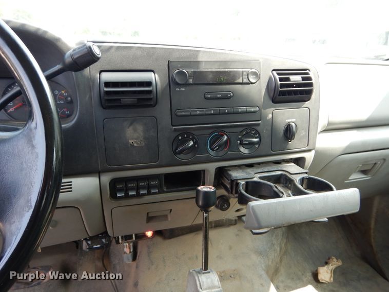 image for item DI8289 2007 Ford F450 Super Duty XL  dump flatbed truck