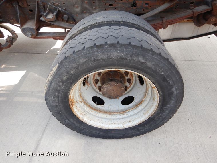 image for item DI8289 2007 Ford F450 Super Duty XL  dump flatbed truck