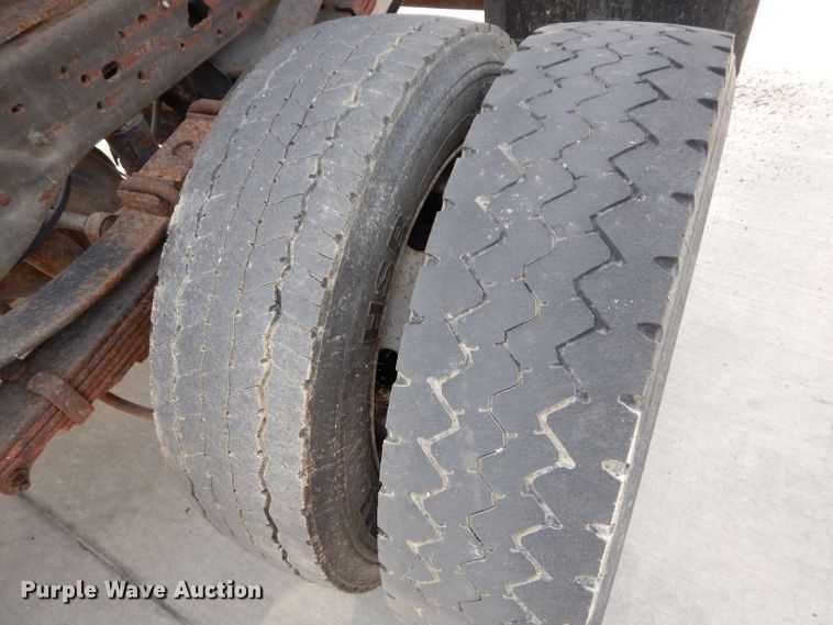 image for item DI8289 2007 Ford F450 Super Duty XL  dump flatbed truck