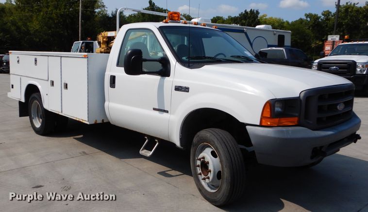 image for item DI8291 2000 Ford F450 Super Duty XL  utility truck with crane