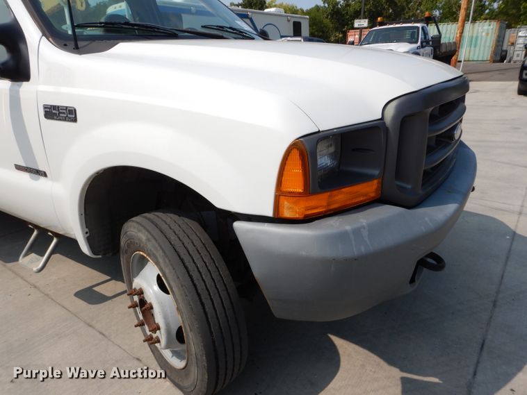 image for item DI8291 2000 Ford F450 Super Duty XL  utility truck with crane