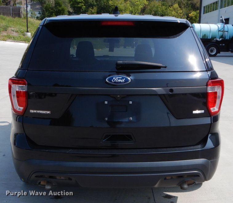 image for item DI8295 2016 Ford Explorer Police Interceptor  SUV