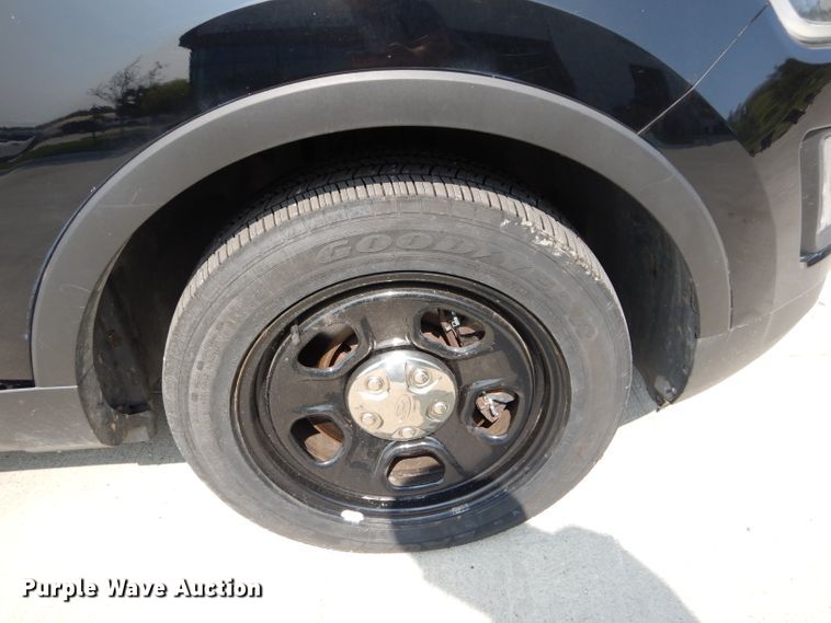 image for item DI8295 2016 Ford Explorer Police Interceptor  SUV