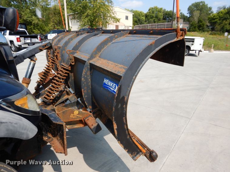 image for item DI8298 2006 International 7400  truck cab and chassis