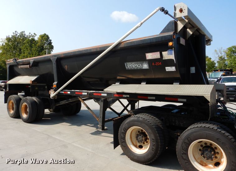 image for item DI8300 2000 Travis end dump trailer