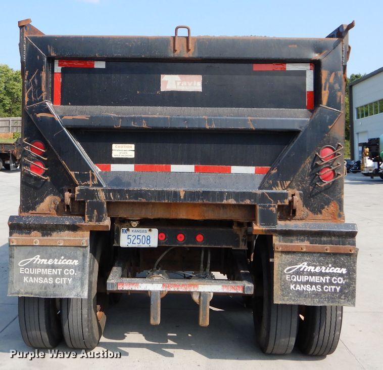 image for item DI8300 2000 Travis end dump trailer
